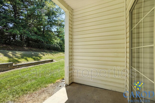 Building Photo - 2412 Ryerson Ct