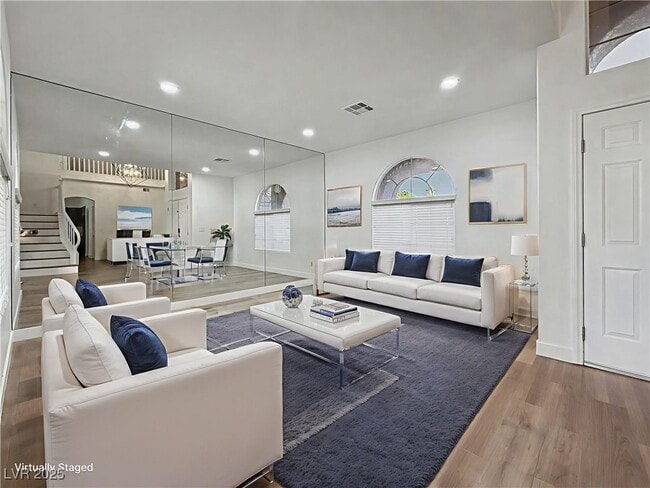 Building Photo - 871 Rainbolt Ln