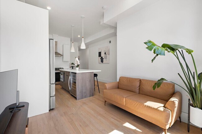 Building Photo - 206 Fulton Ave