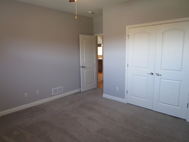 Building Photo - 2420 Boulder Springs Dr