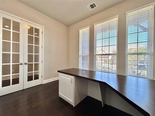 Building Photo - 9313 Kyles Stake Rd