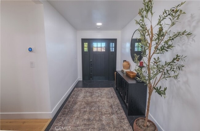 Building Photo - 9109 La Alba Dr