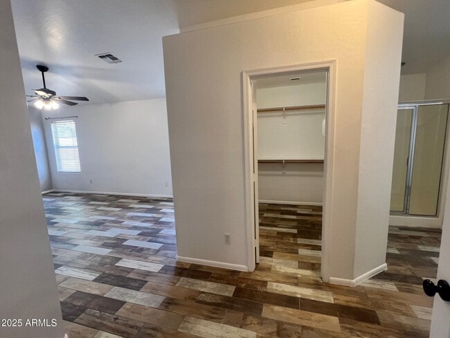 Building Photo - 22264 Kingston Dr