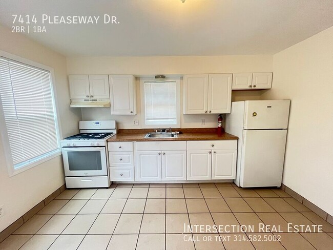 Building Photo - 7414 Pleaseway Dr