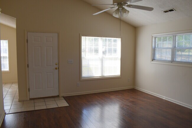 Building Photo - 6901 Southern Exposure