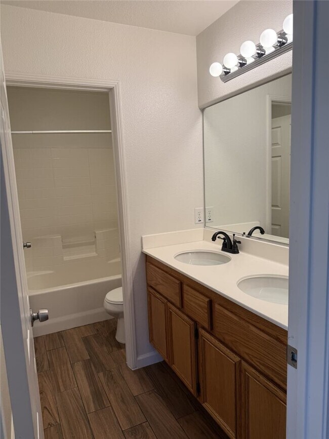 Building Photo - 12394 Freeport Dr