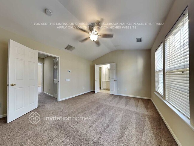 Building Photo - 2918 Duvalla Ave