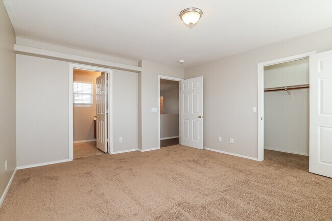 Building Photo - 22553 W Desert Bloom St