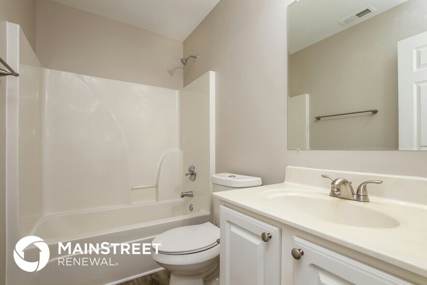 Building Photo - 2335 Richard Rozzelle Dr