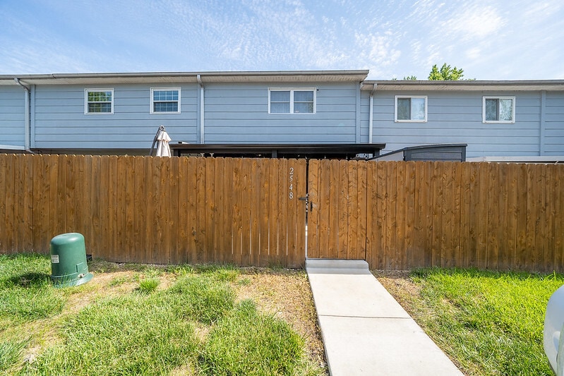 Building Photo - 2548 Grayland Walk