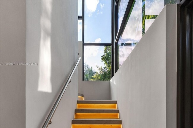 Building Photo - 2805 Freeman St