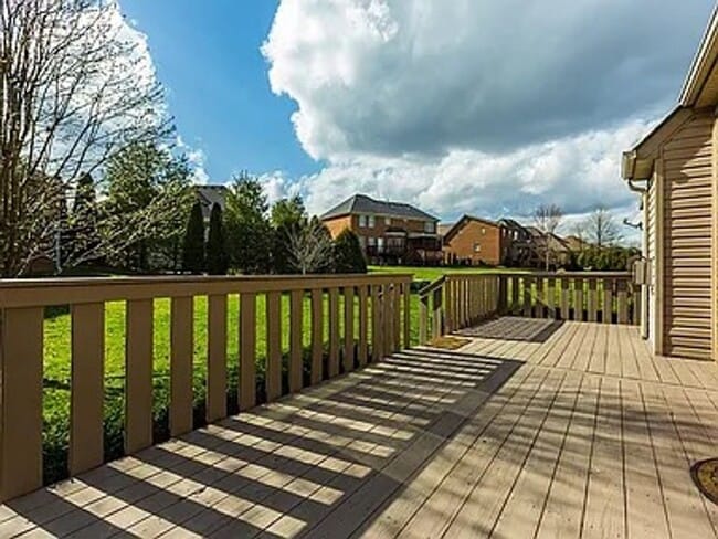 Building Photo - Beautiful 4 Bed in Hamburg!