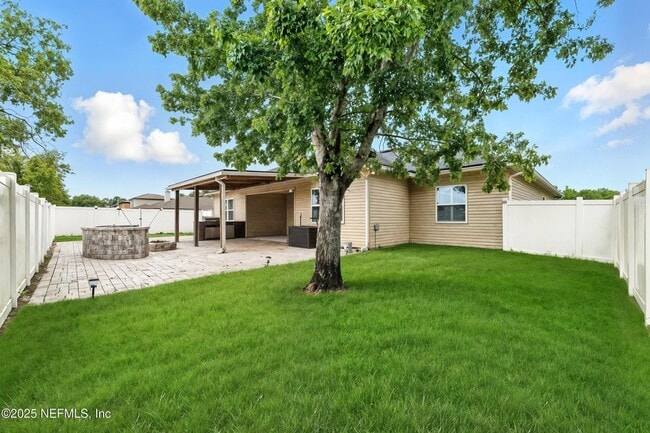 Building Photo - 1002 Wetland Ridge Cir
