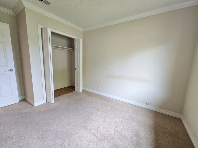 Building Photo - Beautiful 3 bed 2 bath Cambrian home in a great school district