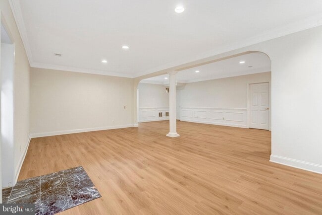 Building Photo - 5257 Winter View Dr