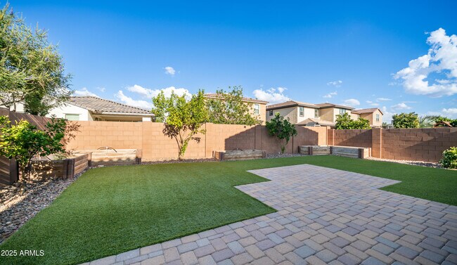 Building Photo - 4349 S Helix