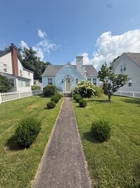 Building Photo - Fully Furnished Short Term Rental Home