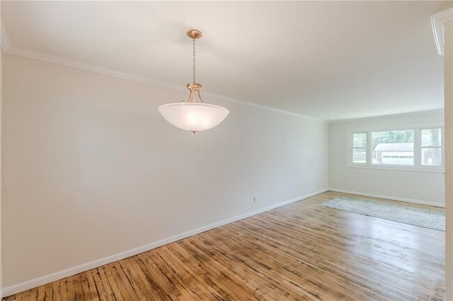 Building Photo - 1435 Cedar Creek Ln