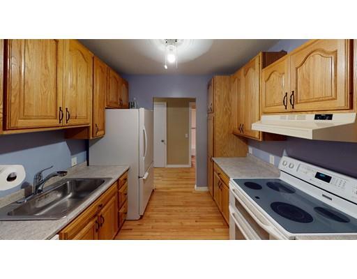 Building Photo - 13 Strawberry Bank Rd