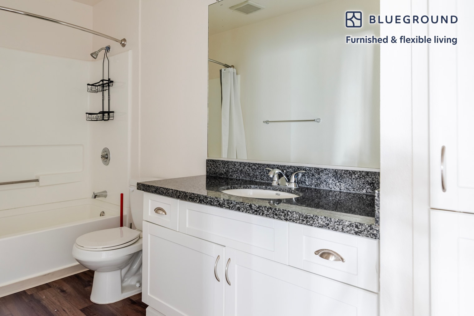 Building Photo - 900 Pepper Tree Ln