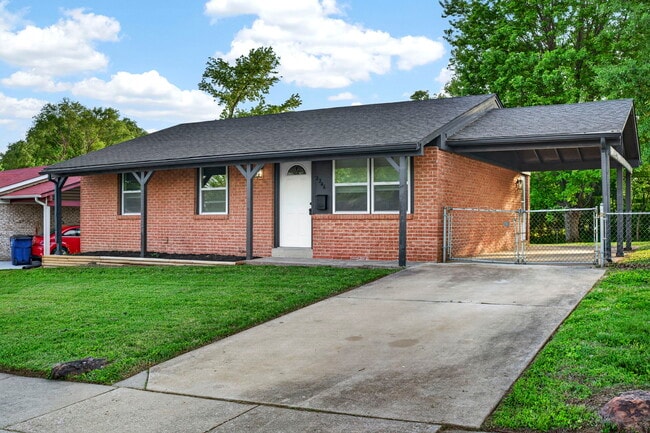 Building Photo - 2246 Bensonhurst Dr