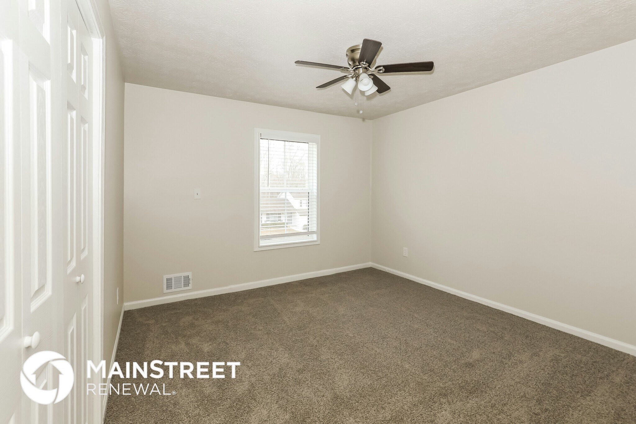 Building Photo - 2845 Woodhollow Ln