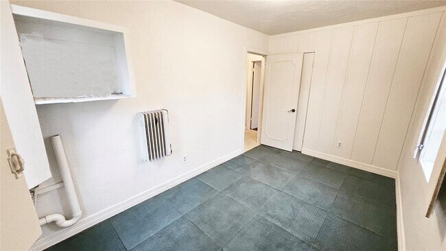 Building Photo - 2408 Woodward Ave