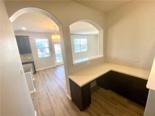 Building Photo - 7320 Sunset Heights Cir