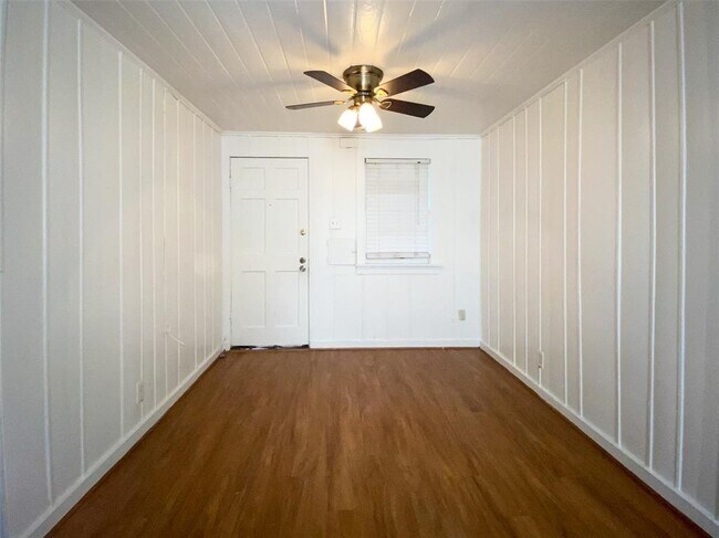 Building Photo - 5108 Bayard Ln