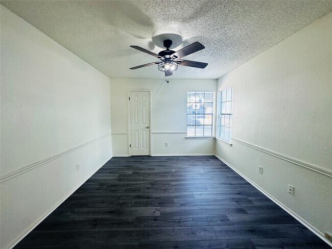 Building Photo - 14414 Tiffer Ln