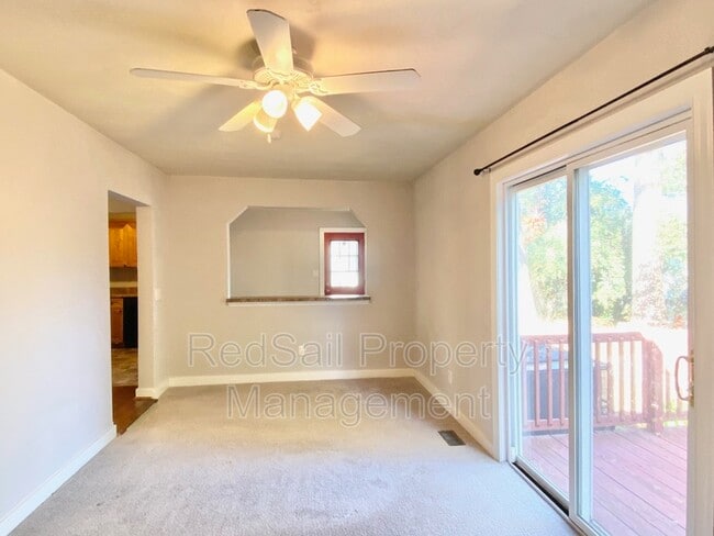 Building Photo - 3524 Bapaume Ave