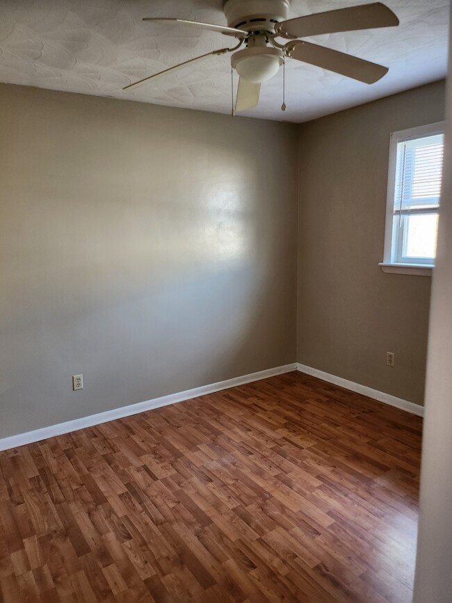 Bedroom - 400 Section House Rd