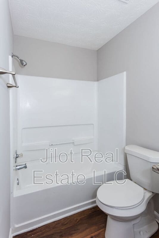 Building Photo - 218 Matthew Ln