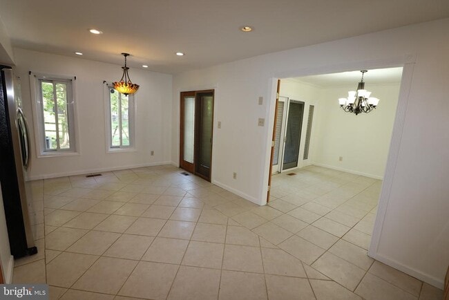 Building Photo - 20404 Shadow Oak Ct