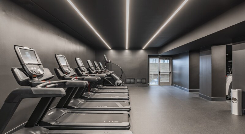 Building Photo - 512 W Kinzie St