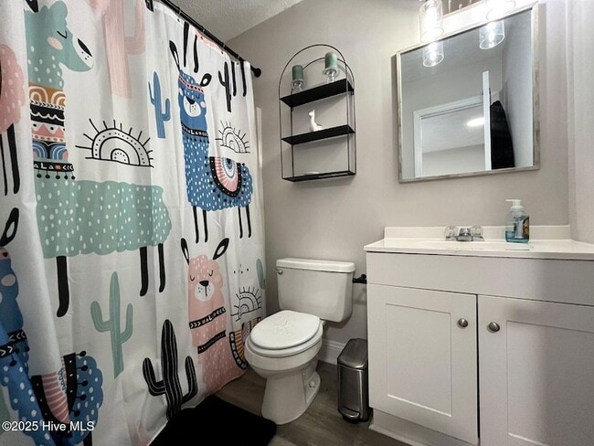 Building Photo - 5721 Randleman St