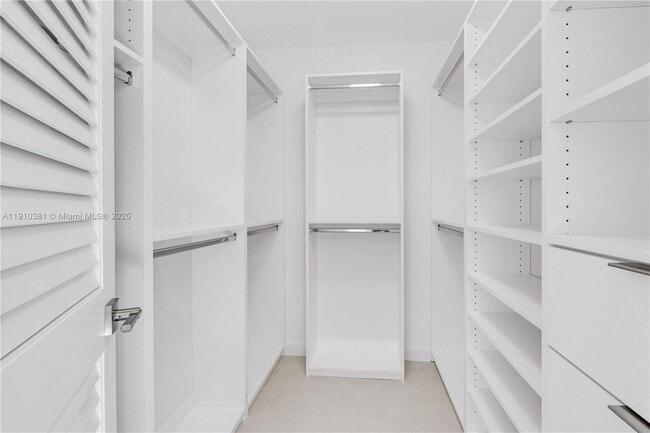 Building Photo - 8000 SW 139th Ter