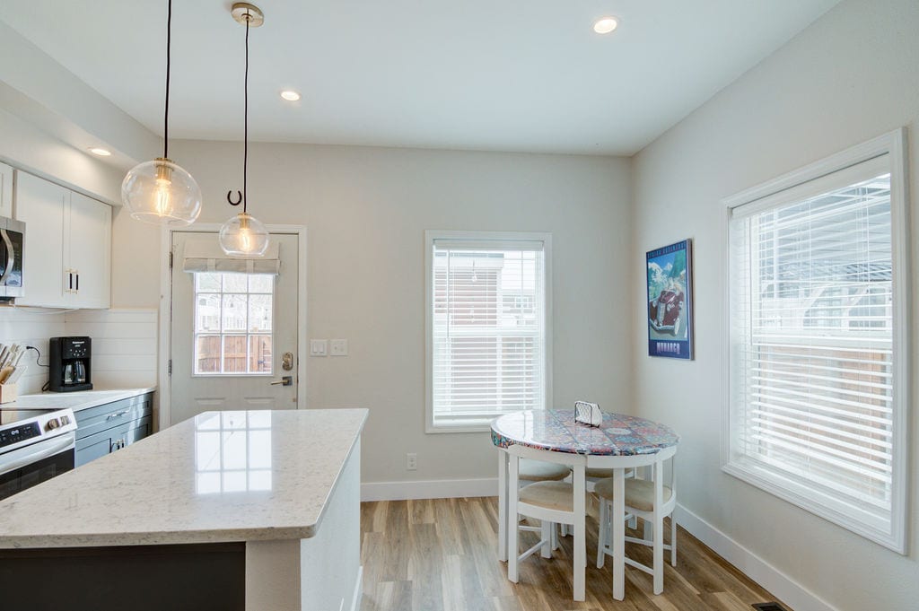 Building Photo - 120 Barnwood Cir