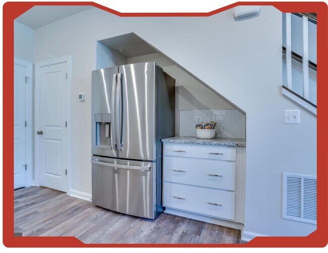 Building Photo - 14955 River Walk Way