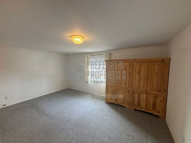 Building Photo - 40569 Steamboat Dr