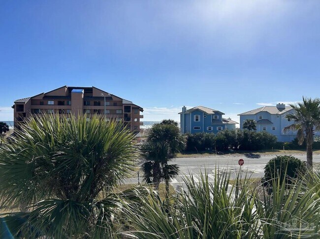 Building Photo - 1100 Fort Pickens Rd