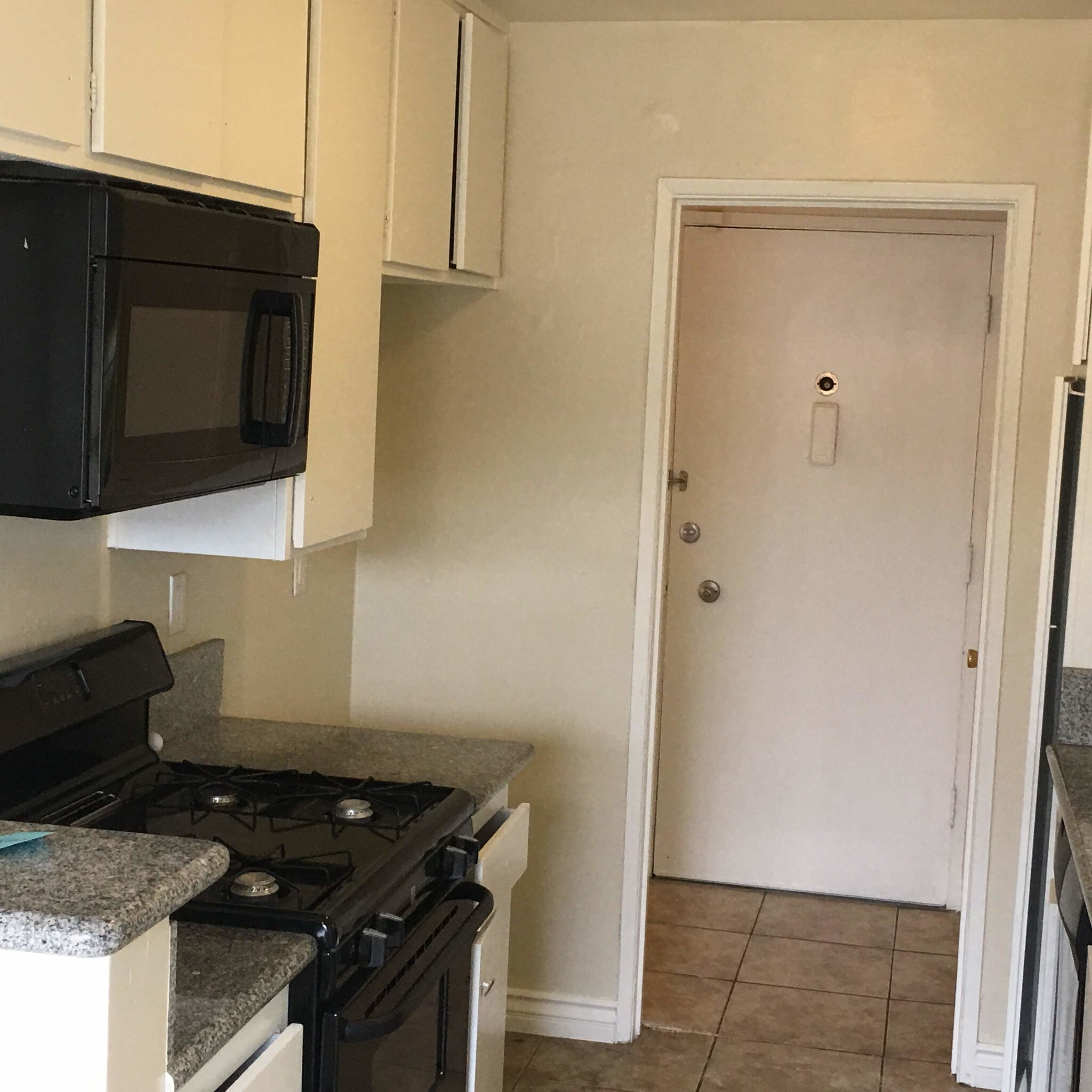 Building Photo - 805 Glenway Dr