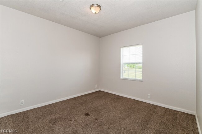 Building Photo - 4318 9th St W