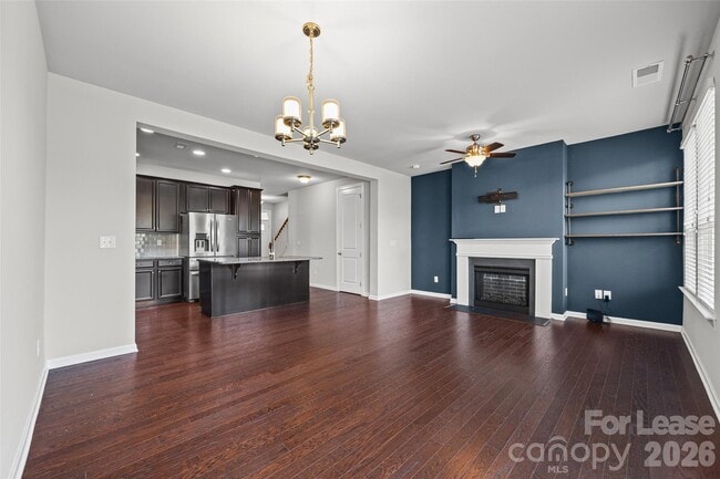 Building Photo - 827 Ayrshire Ave