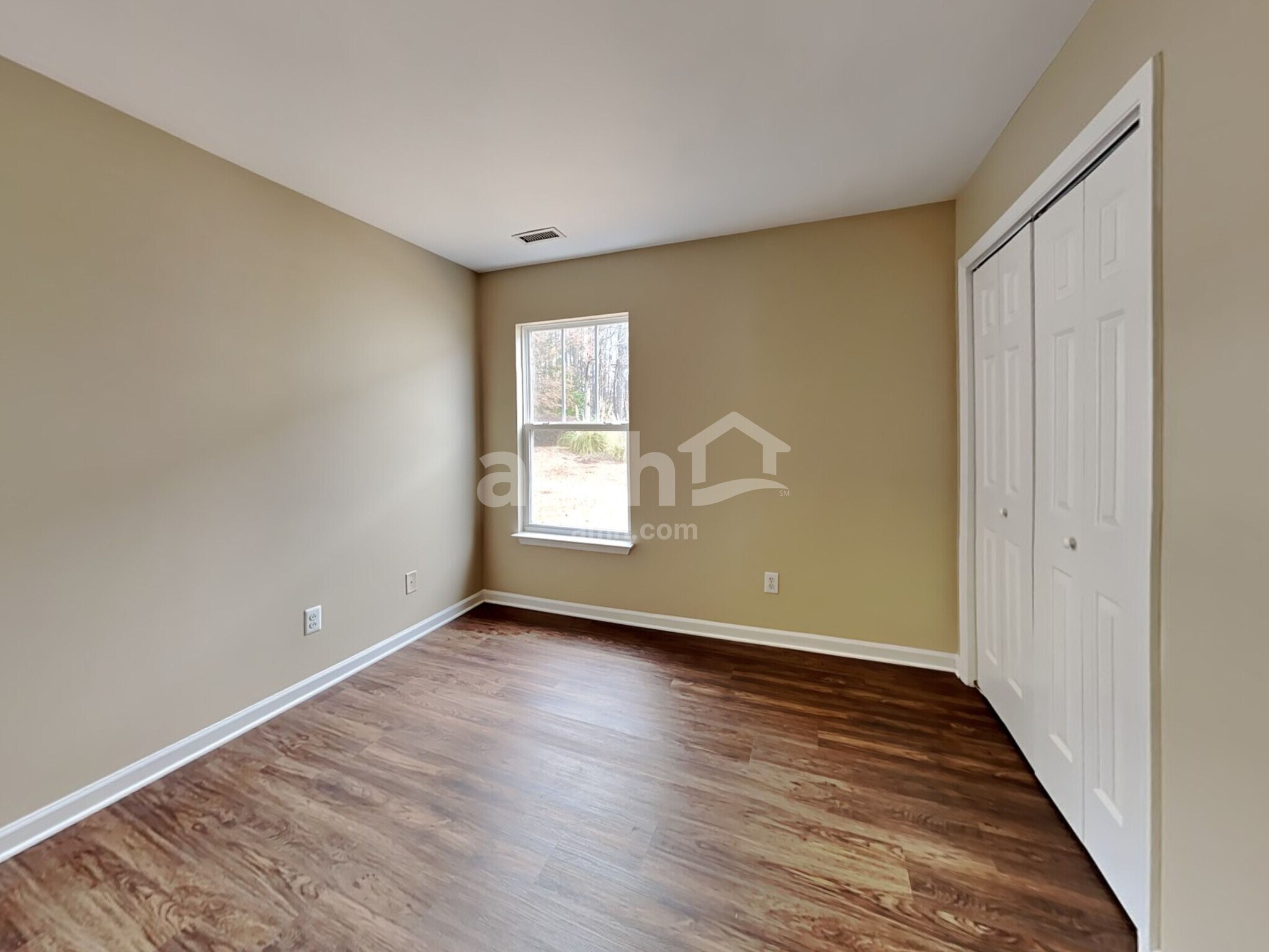 Building Photo - 3801 Satinleaf Dr