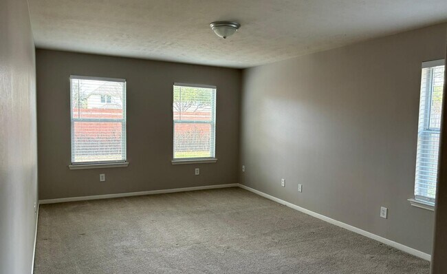Building Photo - 2306 Slate Ridge Ln
