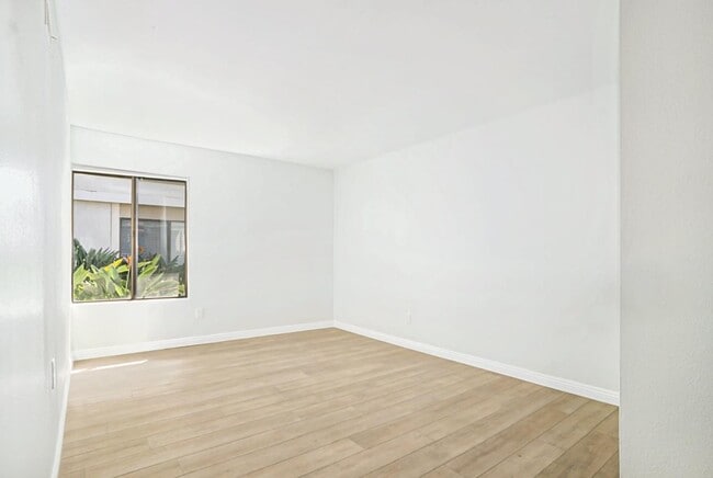 Building Photo - 3857 Camino Lindo