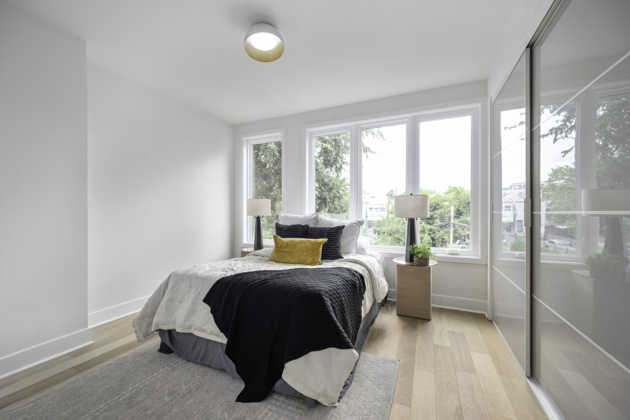 Building Photo - 771 18th St NE