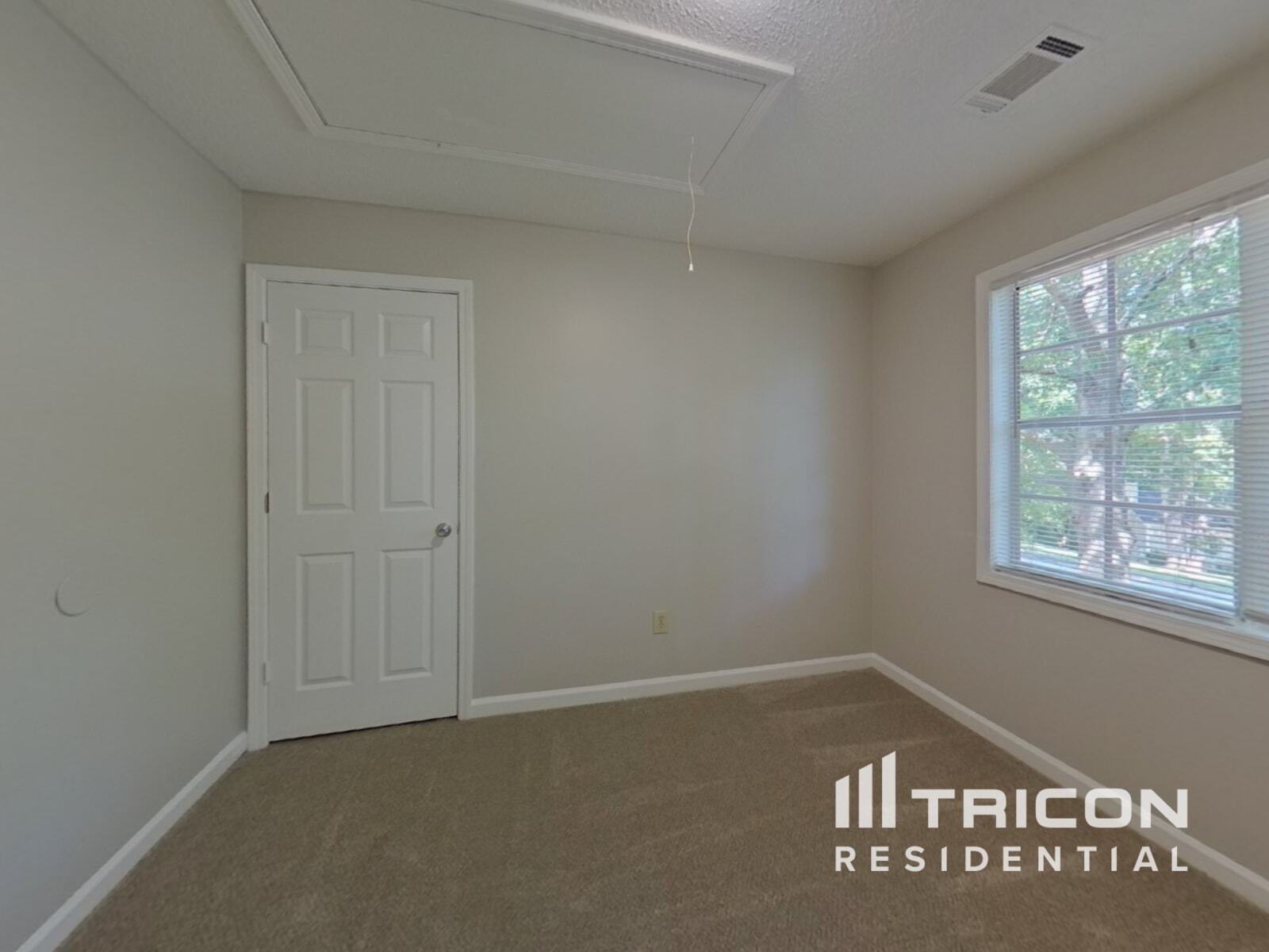 Building Photo - 6300 Holborne Ln