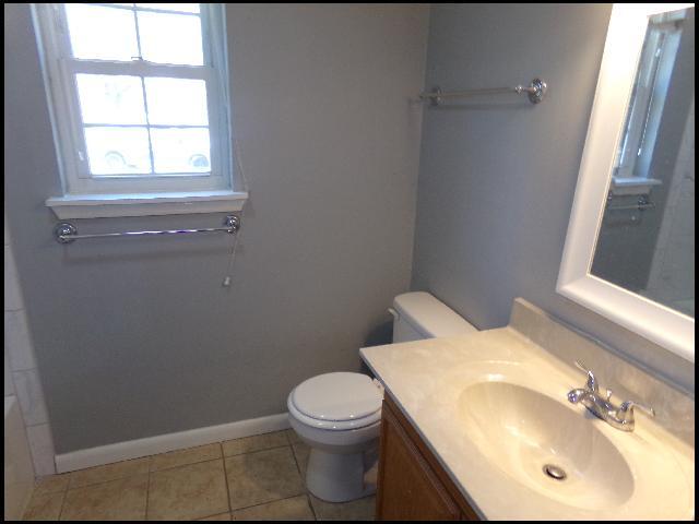 Building Photo - 905 Norma Ct